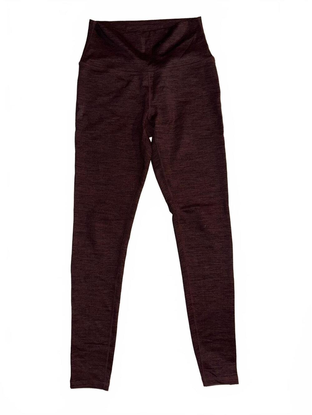 Women’s Manduka burgundy yoga pants/leggings Size M
